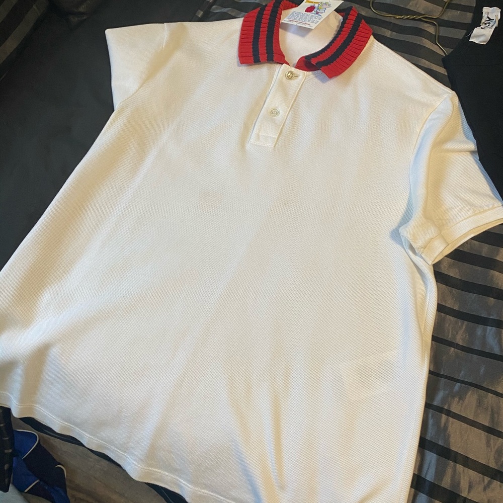 Just came from cleaners so it looks brand new!